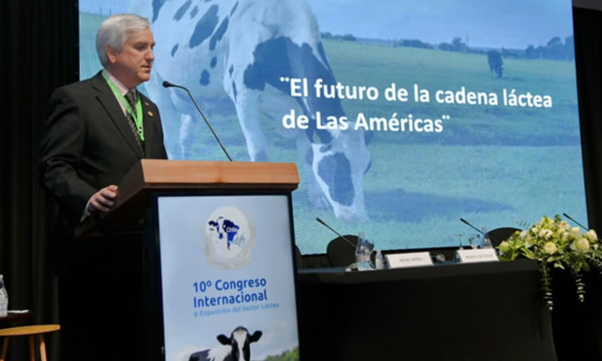 Presidente de Fepale y Agrollanquihue expone en Chilelácteo 2024